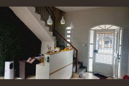 Casa à venda com 4 quartos, 270m² em Vila Galvão, Guarulhos