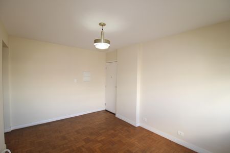 Apartamento para alugar com 65m², 2 quartos e sem vagaSala