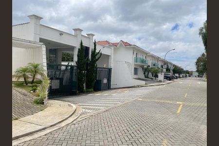 Casa à venda com 3 quartos, 126m² em Portal dos Gramados, Guarulhos