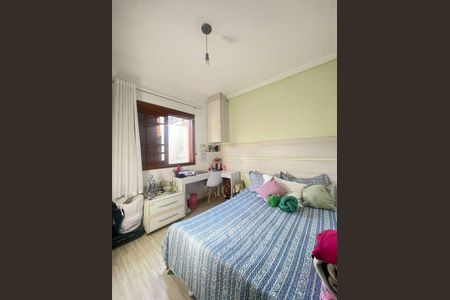 Casa à venda com 3 quartos, 125m² em Jardim Santa Mena, Guarulhos