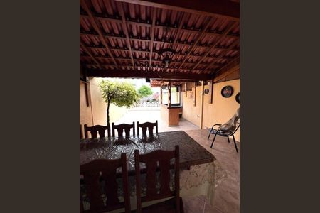 Casa à venda com 3 quartos, 250m² em Jardim Tranquilidade, Guarulhos