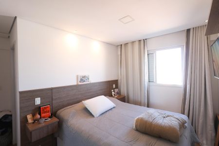 Apartamento à venda com 62m², 2 quartos e 3 vagas Apartamento à venda com 62m², 2 quartos e 3 vagasSuíte