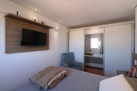 Apartamento à venda com 62m², 2 quartos e 3 vagas Apartamento à venda com 62m², 2 quartos e 3 vagasSuíte