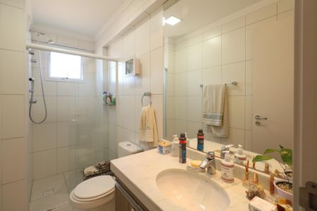 Apartamento à venda com 62m², 2 quartos e 3 vagas Apartamento à venda com 62m², 2 quartos e 3 vagasBanheiro
