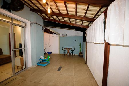 Apartamento para alugar com 93m², 2 quartos e 1 vaga