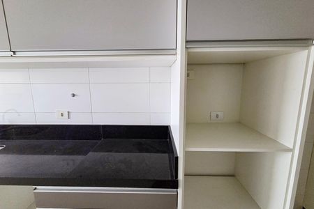 Apartamento para alugar com 86m², 2 quartos e 2 vagas Apartamento para alugar com 86m², 2 quartos e 2 vagasCozinha
