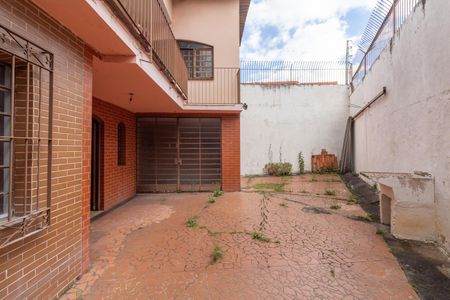 Casa para alugar com 251m², 3 quartos e 3 vagasÁrea de Serviço - Quintal