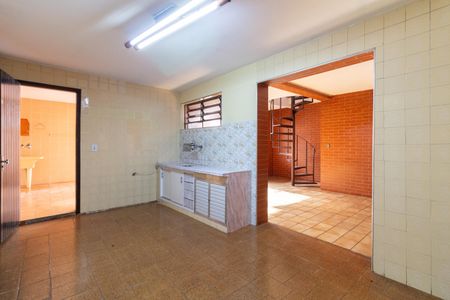 Casa para alugar com 251m², 3 quartos e 3 vagasCozinha