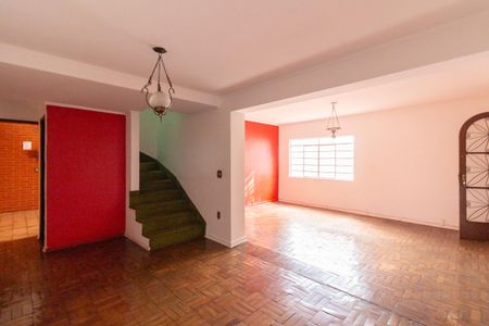 Casa para alugar com 3 quartos, 251m² em Jardim Alvorada (zona Oeste), São Paulo