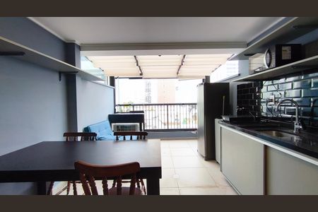 Studio para alugar com 34m², 1 quarto e sem vaga Studio para alugar com 34m², 1 quarto e sem vagaVaranda