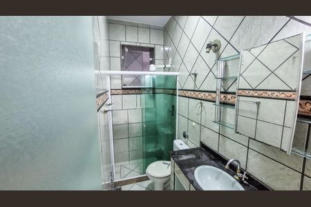 Casa para alugar com 400m², 2 quartos e 2 vagas Casa para alugar com 400m², 2 quartos e 2 vagasBanheiro Social