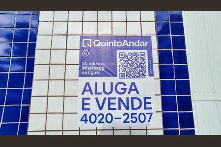 Adesivo Grande de casa para alugar com 2 quartos, 400m² em Colégio, Rio de Janeiro