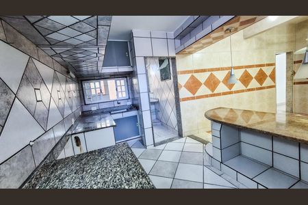 Cozinha de casa para alugar com 2 quartos, 400m² em Colégio, Rio de Janeiro