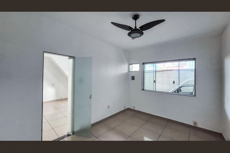 Casa para alugar com 400m², 2 quartos e 2 vagas Casa para alugar com 400m², 2 quartos e 2 vagasQuarto 1