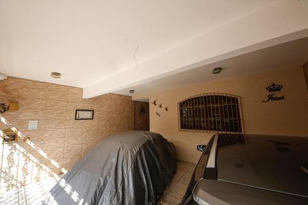 Casa para alugar com 299m², 2 quartos e 3 vagas