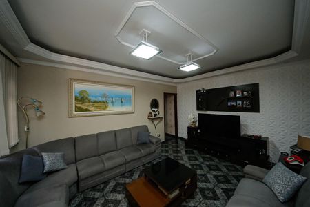 Casa para alugar com 2 quartos, 299m² em Jardim Egle, São Paulo
