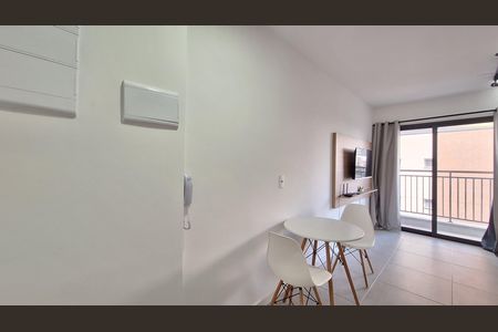 Apartamento à venda com 27m², 1 quarto e sem vaga Apartamento à venda com 27m², 1 quarto e sem vagaSala/Quarto/Cozinha