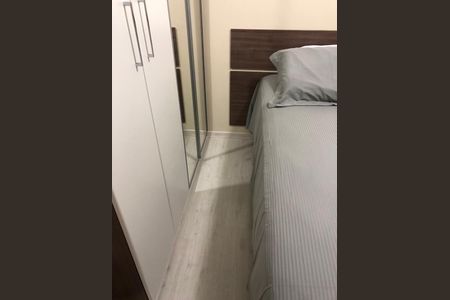 Apartamento à venda com 47m², 2 quartos e 1 vaga Apartamento à venda com 47m², 2 quartos e 1 vagaQuarto