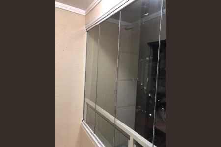 Apartamento à venda com 47m², 2 quartos e 1 vaga Apartamento à venda com 47m², 2 quartos e 1 vagaVaranda