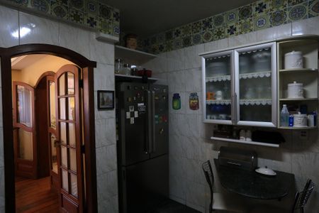 Apartamento à venda com 221m², 4 quartos e 4 vagasCozinha