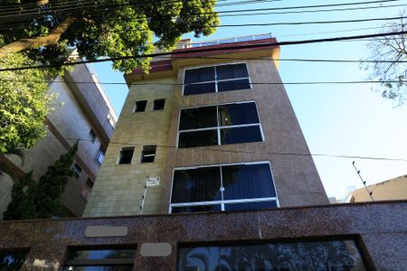 Apartamento à venda com 221m², 4 quartos e 4 vagasFachada
