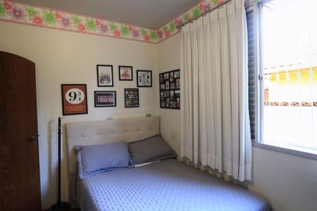 Apartamento à venda com 221m², 4 quartos e 4 vagasQuarto