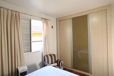 Apartamento à venda com 221m², 4 quartos e 4 vagasSuíte 1