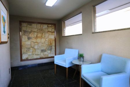 Apartamento à venda com 221m², 4 quartos e 4 vagasHall