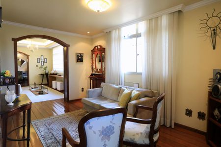 Apartamento à venda com 221m², 4 quartos e 4 vagasSala 1
