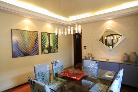 Apartamento à venda com 221m², 4 quartos e 4 vagasSala de Jantar