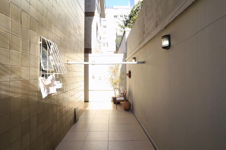 Apartamento à venda com 221m², 4 quartos e 4 vagasÁrea externa