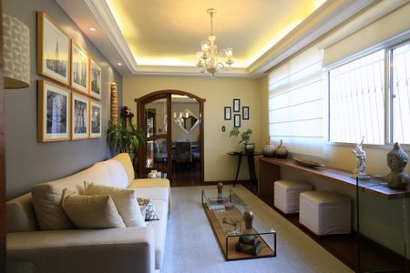 Apartamento à venda com 221m², 4 quartos e 4 vagasSala