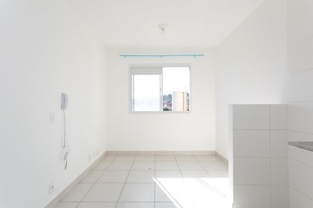 Apartamento para alugar com 32m², 2 quartos e sem vaga Apartamento para alugar com 32m², 2 quartos e sem vagaSala