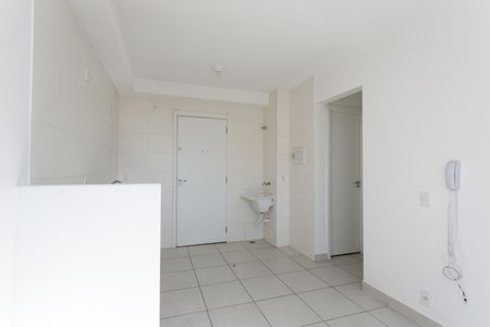 Apartamento para alugar com 32m², 2 quartos e sem vaga Apartamento para alugar com 32m², 2 quartos e sem vagaSala