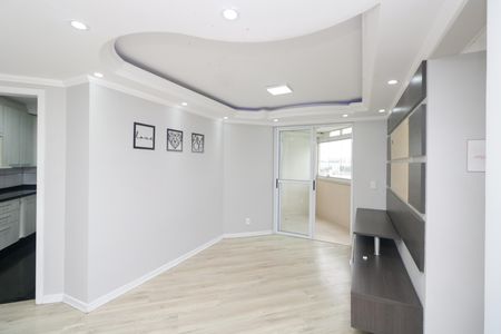 Apartamento à venda com 72m², 3 quartos e 1 vaga Apartamento à venda com 72m², 3 quartos e 1 vagaSala