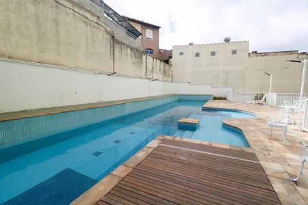 Apartamento à venda com 72m², 3 quartos e 1 vaga Apartamento à venda com 72m², 3 quartos e 1 vagaPiscina