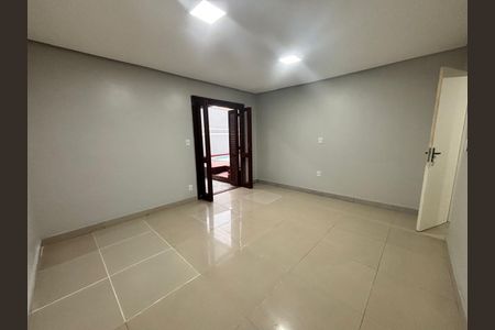 Casa para alugar com 3 quartos, 400m² em Santo Afonso, Novo Hamburgo