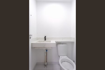 Banheiro de apartamento para alugar com 2 quartos, 32m² em Colônia (zona Leste), São Paulo