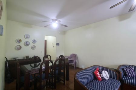 Apartamento para alugar com 70m², 2 quartos e 1 vaga Apartamento para alugar com 70m², 2 quartos e 1 vagaSala