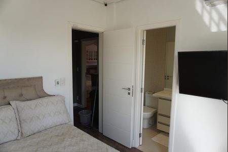 Casa de condomínio para alugar com 300m², 3 quartos e 4 vagasSuite 1