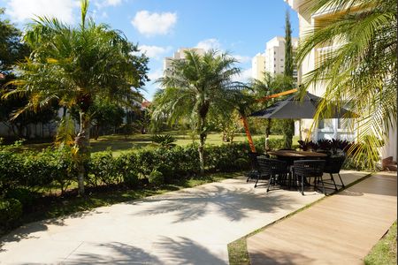 Casa de condomínio para alugar com 300m², 3 quartos e 4 vagasÁrea Externa