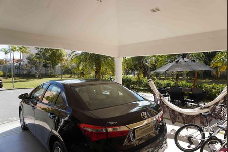 Garagem de casa de condomínio para alugar com 3 quartos, 300m² em Tamboré, Santana de Parnaíba