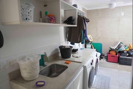 Área de Serviço de casa de condomínio para alugar com 3 quartos, 300m² em Tamboré, Santana de Parnaíba