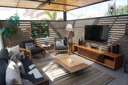 Casa de condomínio para alugar com 300m², 3 quartos e 4 vagasÁrea Externa