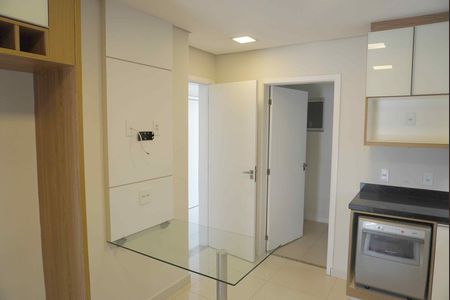 Cozinha de casa de condomínio à venda com 2 quartos, 308m² em Residencial Tambore Iii, Santana de Parnaíba