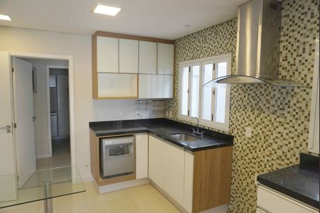 Cozinha de casa de condomínio à venda com 2 quartos, 308m² em Residencial Tambore Iii, Santana de Parnaíba