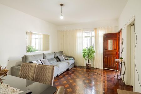Sala de casa à venda com 2 quartos, 154m² em Chácara Seis de Outubro, São Paulo