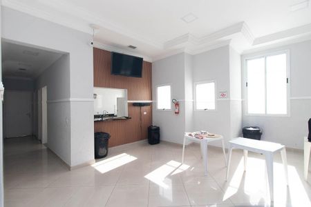 Apartamento à venda com 56m², 3 quartos e 1 vaga Apartamento à venda com 56m², 3 quartos e 1 vagaÁrea comum - Salão de festas
