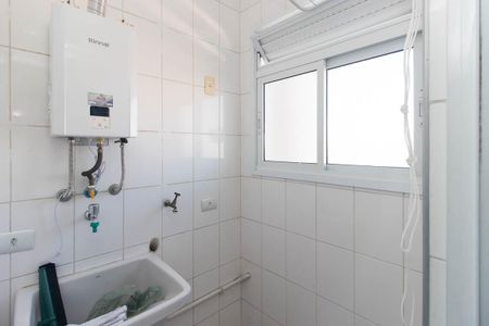 Apartamento à venda com 56m², 3 quartos e 1 vaga Apartamento à venda com 56m², 3 quartos e 1 vagaCozinha e Área de Serviço