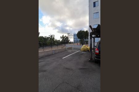 Garagem de apartamento à venda com 2 quartos, 60m² em Campo Limpo, São Paulo